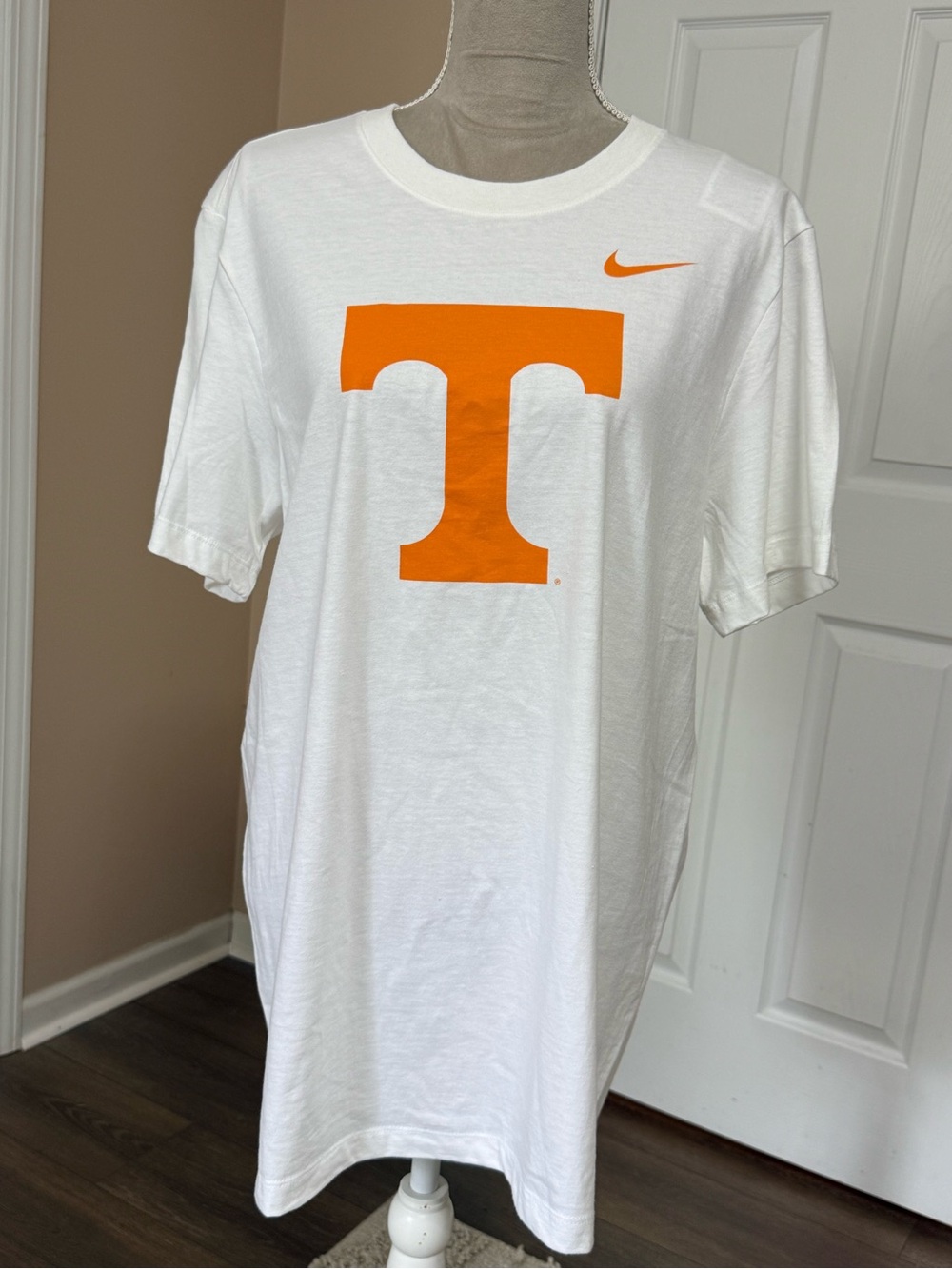 New Men's Nike White Tennessee Volunteers Primetime Legend Logo T-Shirt size L